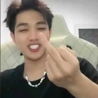 Tác giả này nhạt lắm