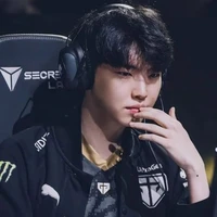 Jeong Jihoon (Chovy)