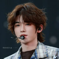 Tống Á Hiên