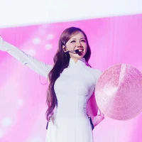 Phương Ly 