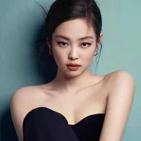 Kim Jennie- em