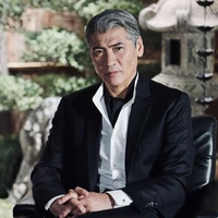 Hà Kinh Tân_ông nu9