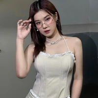 Nguyễn Hoàng Yến (cô 4)
