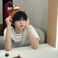 TRẦN DỊCH HẰNG_em