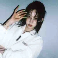 Lee youngseo(em)