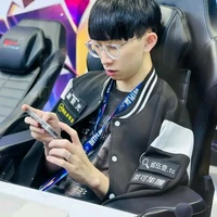 Đới Khải Huân.