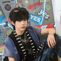 Trần Dịch Hằng 《gã》