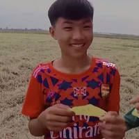 Đình Hòa|hồi nhỏ|