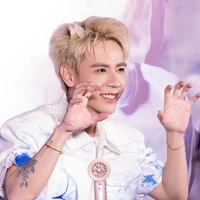 lyn_ tác giả