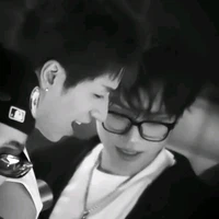 tg chứ ai vào đây