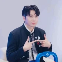 Tác Giả_Happy Ending