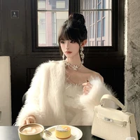 Kỳ Nhiên Mỹ (em gái kế)