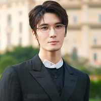 Vương Hải Nam (Anh họ của VNB)