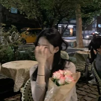 Huỳnh Bích Phương - Bà Quyền