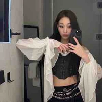 Annie moon