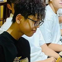 Nguyễn Lâm ( anh ruột)