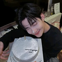 Huỳnh Hoàng Hùng ( Hùng Huỳnh )