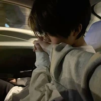 Bạch Hoàng Nhất Bảo