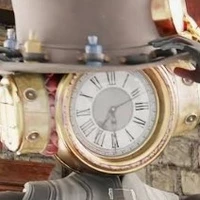 Clock woman/Sophia