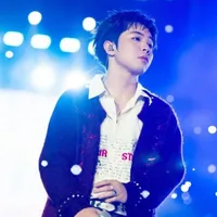 Nguyễn Xuân Bách - Mason Nguyễn