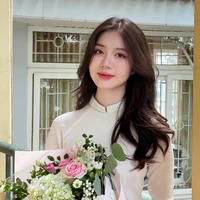 Ngô Hạ Phương • cô giáo •