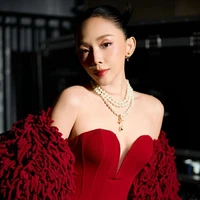 Nguyễn Khoa Tóc Tiên ( nàng)