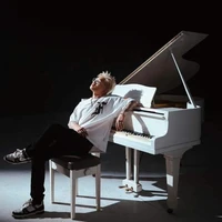 Trần Thiện Thanh Bảo - B Ray