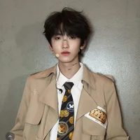 Tả Kì Hàm