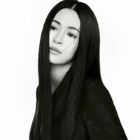 Lingling Kwong ( Cô hai)