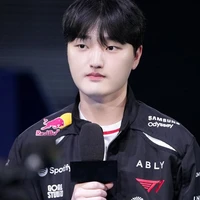 Kim Suhwan (김수환) -Peyz-