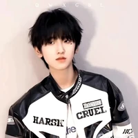 Tả Kì Hàm_em