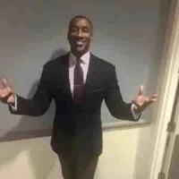 Hà Linh (lớp trưởng. gương mẫu)