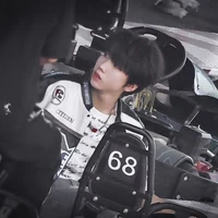 Nhiếp Vĩ Thần_Anh