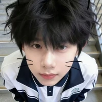 ah/Trần Dịch Hằng