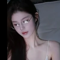 Hà Nguyệt(mẹ của anh)
