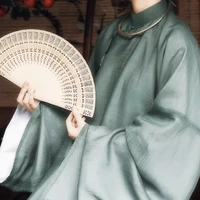 Thiên Hồng/Bà cả/