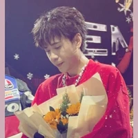 Lê Quang Hùng | Phone