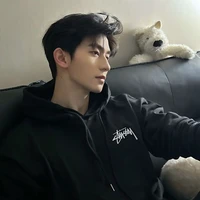 Hoàng Long (công9)