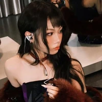 Nguyễn Lê Ngọc Ánh Sáng [Aza]