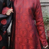 bà hội đồng (mẹ anh)