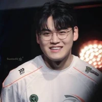 Lee MinHyung-Gumayusi