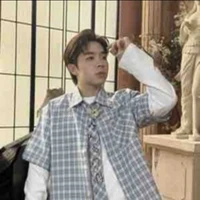 Nguyễn Xuân Bách (26 tuổi)