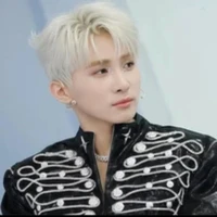 Lê Hồng Sơn (25 tuổi)