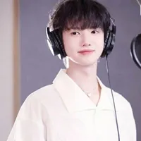 Zhang YiRan🐷