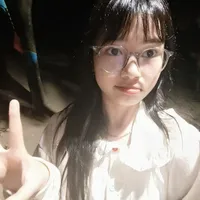 Thanh Trà(Tổ trưởng tổ1)