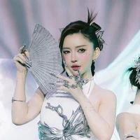 Bích Phương ( cô giáo )