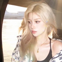 Tạ Tường Di-bạn thân nu9