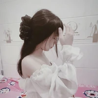 Mít (em gái nuôi)