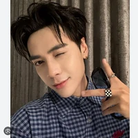 QUANG HÙNG