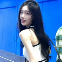 Jin AhYeon